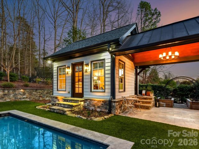 18624 Silent Falls Cove, Davidson, NC 28036