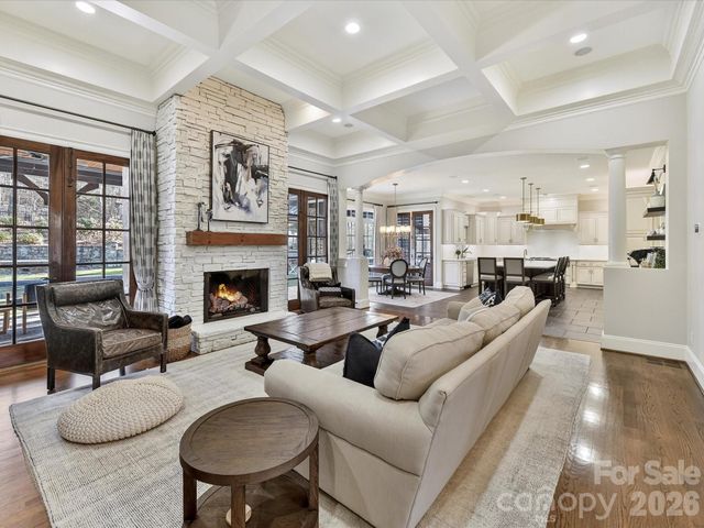 18624 Silent Falls Cove, Davidson, NC 28036