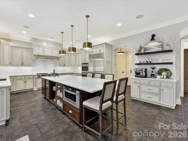 18624 Silent Falls Cove, Davidson, NC 28036