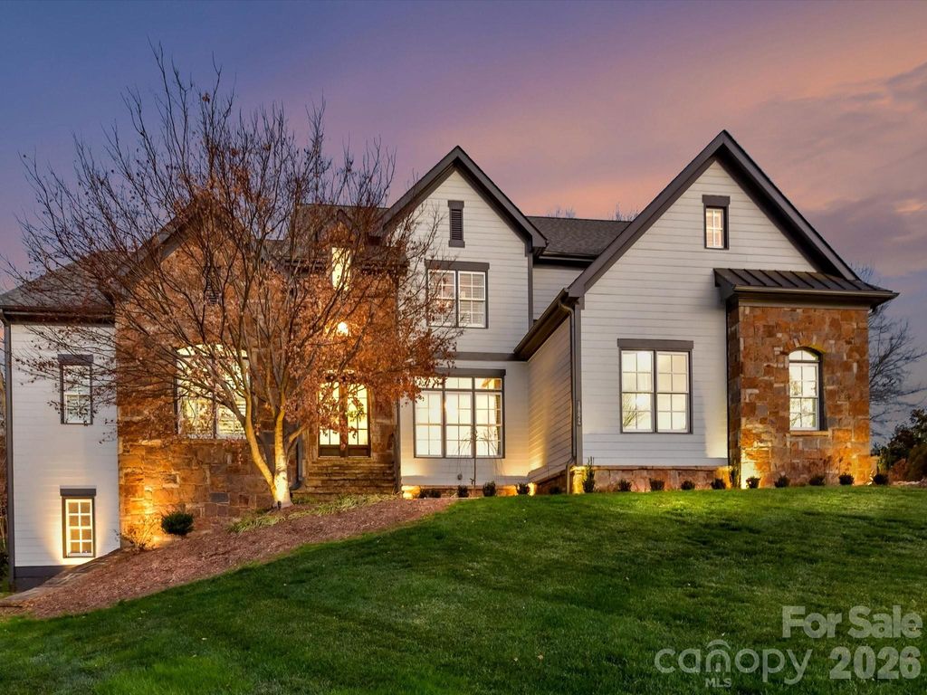 18624 Silent Falls Cove, Davidson, NC 28036