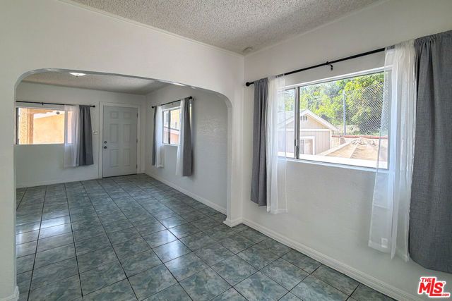 3331 City Terrace Drive, Los Angeles, CA 90063