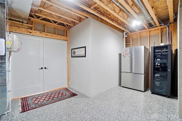 1247 Normandy Rue, Clearcreek Twp, OH 45458