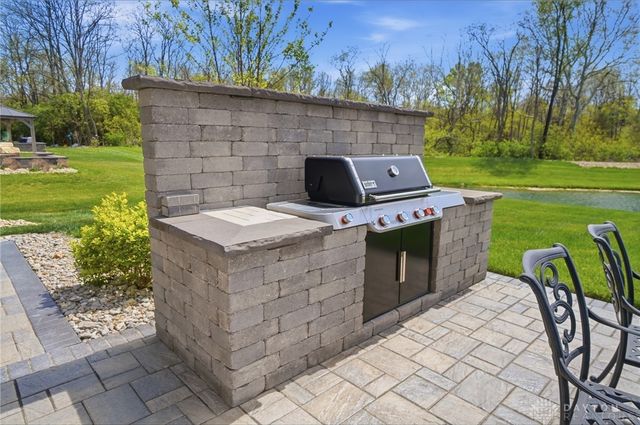 1247 Normandy Rue, Clearcreek Twp, OH 45458