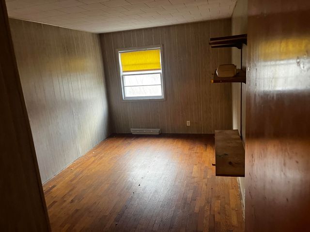 4195 E 200 S, Knox, IN 46534