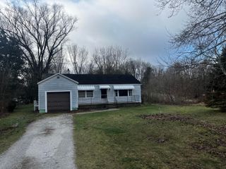 4195 E 200 S, Knox, IN 46534