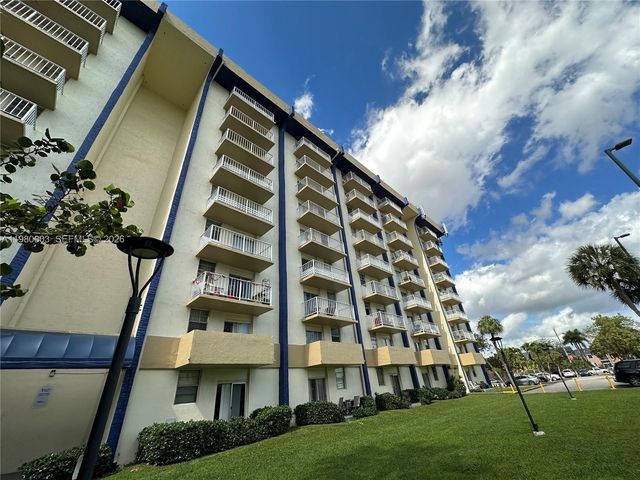 801 NW 47 Ave 815W, Miami, FL 33126