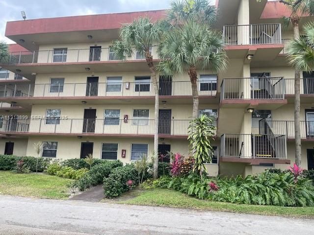3361 NW 47th Terrace 134, Lauderdale Lakes, FL 33319