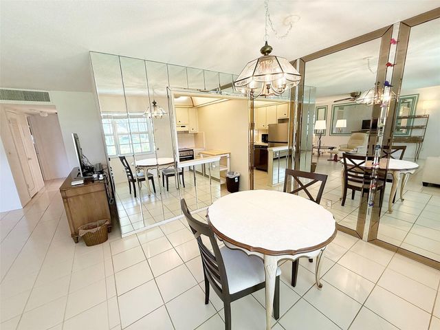 5208 NE 24th Terrace f-106, Fort Lauderdale, FL 33308