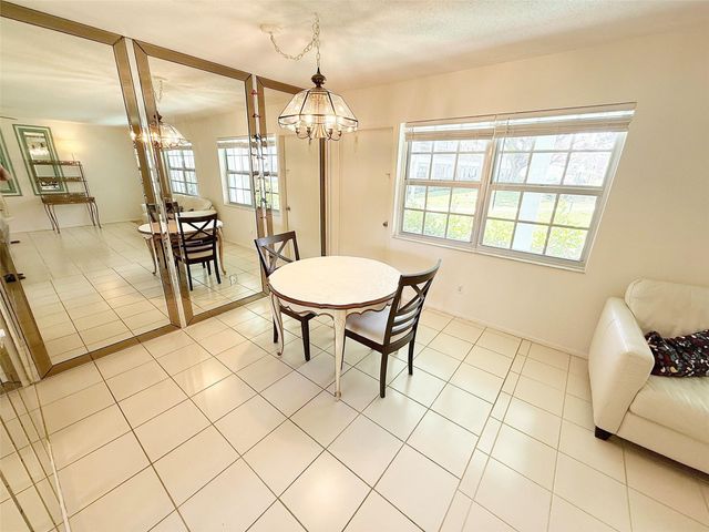 5208 NE 24th Terrace f-106, Fort Lauderdale, FL 33308