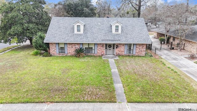 1090 Colonial Dr, Baton Rouge, LA 70806
