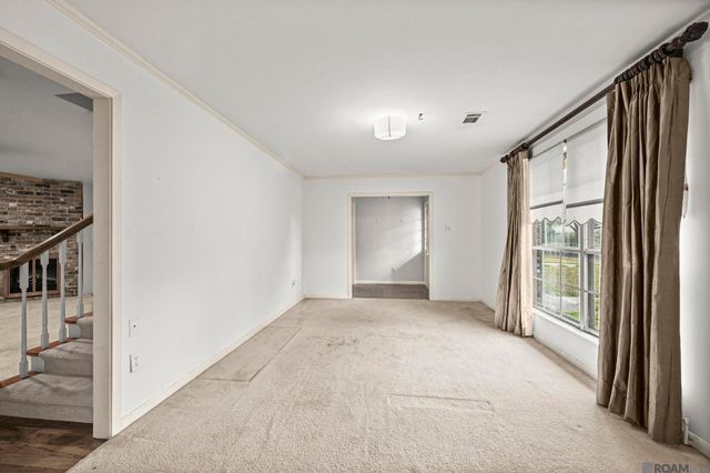 1090 Colonial Dr, Baton Rouge, LA 70806