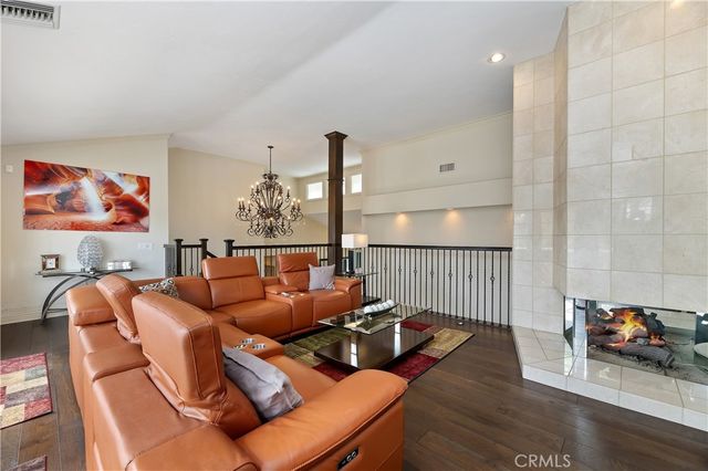 870 Encanto Street, Corona, CA 92881