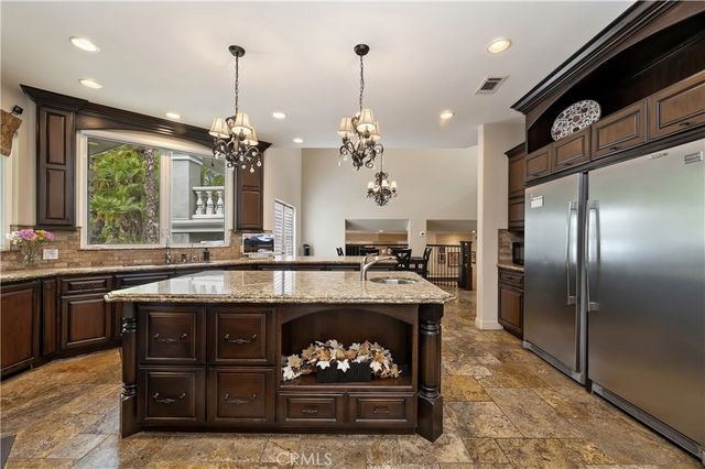 870 Encanto Street, Corona, CA 92881