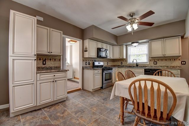 200 Thorndale Avenue, West Seneca, NY 14224