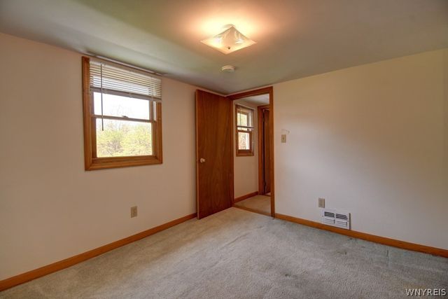 200 Thorndale Avenue, West Seneca, NY 14224