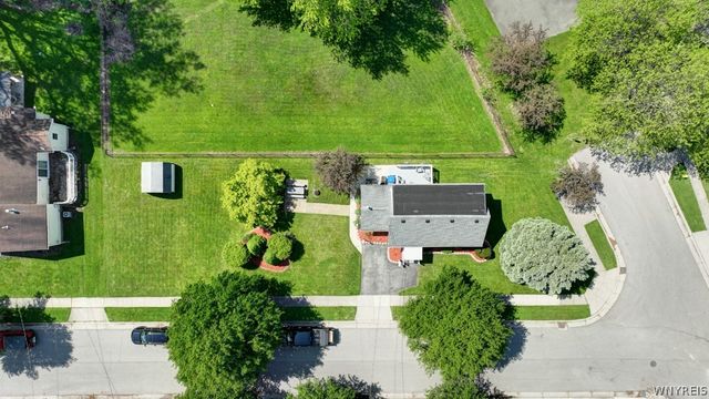 200 Thorndale Avenue, West Seneca, NY 14224