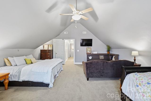 6717 Wesley Glen Drive, Waxhaw, NC 28173