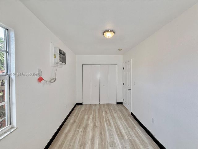 1001 NW 23rd Ct Rear, Miami, FL 33125