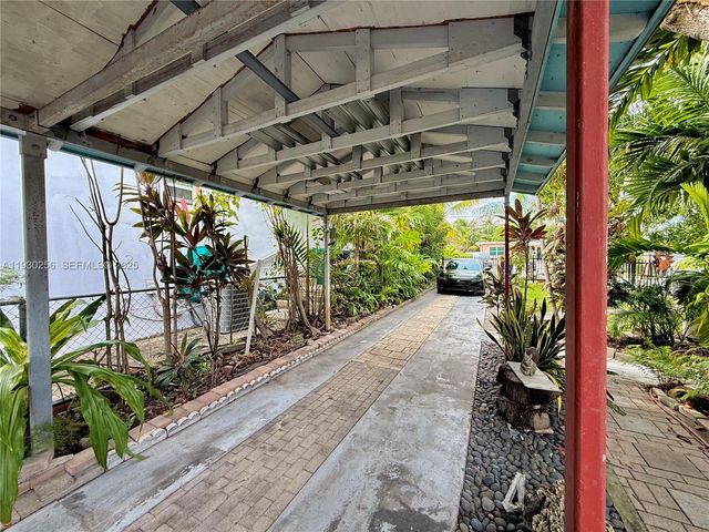 1001 NW 23rd Ct Rear, Miami, FL 33125