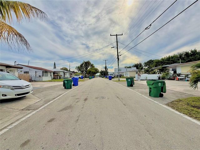 1001 NW 23rd Ct Rear, Miami, FL 33125