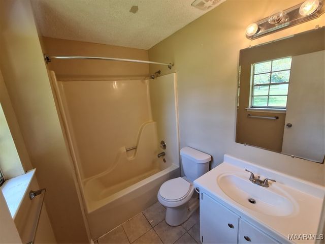 3024 CROSS CREEK Drive, Montgomery, AL 36116