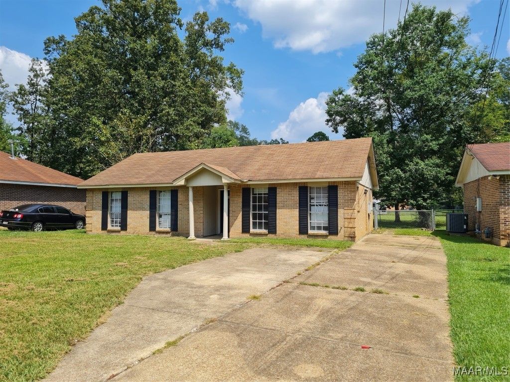 3024 CROSS CREEK Drive, Montgomery, AL 36116