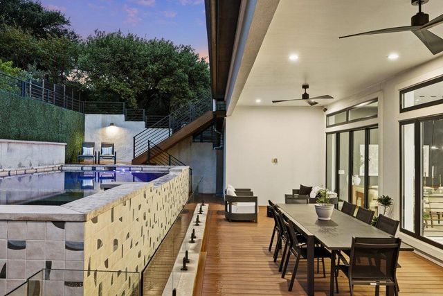 5819 Westslope DR, Austin, TX 78731