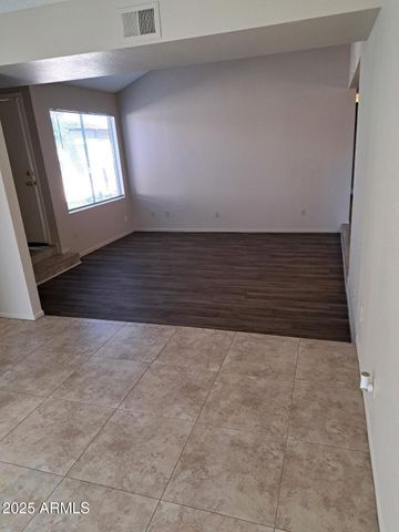 834 S CASITAS Drive B, Tempe, AZ 85281