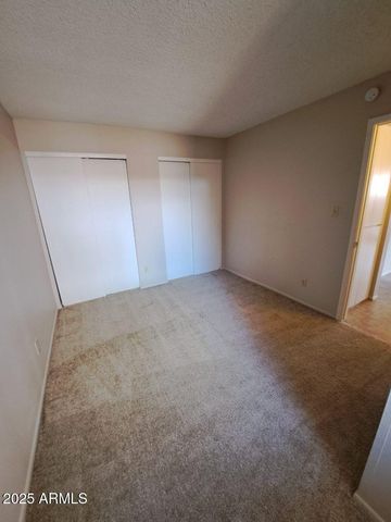 834 S CASITAS Drive B, Tempe, AZ 85281