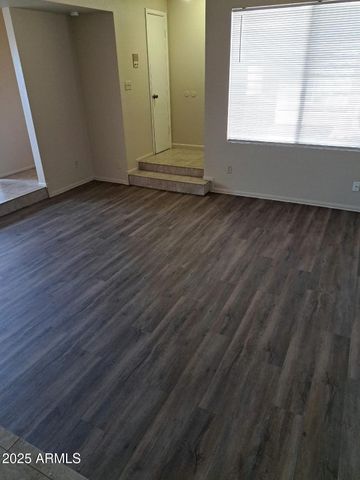 834 S CASITAS Drive B, Tempe, AZ 85281