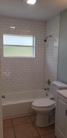 802 N Lake Drive B, Fort Pierce, FL 34982