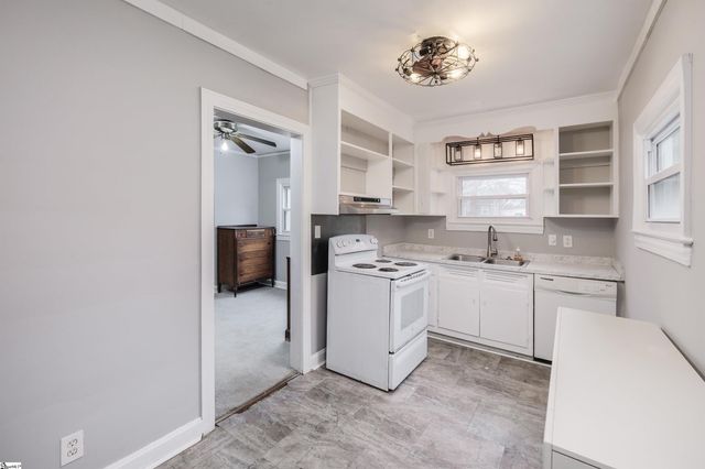 220 Donnan Road, Greenville, SC 29687