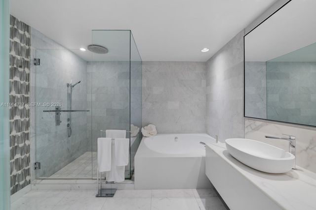 10201 Collins Ave 611, Bal Harbour, FL 33154