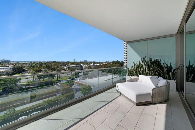 10201 Collins Ave 611, Bal Harbour, FL 33154