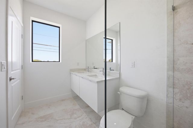 1542 NW 1st Avenue, Pompano Beach, FL 33060