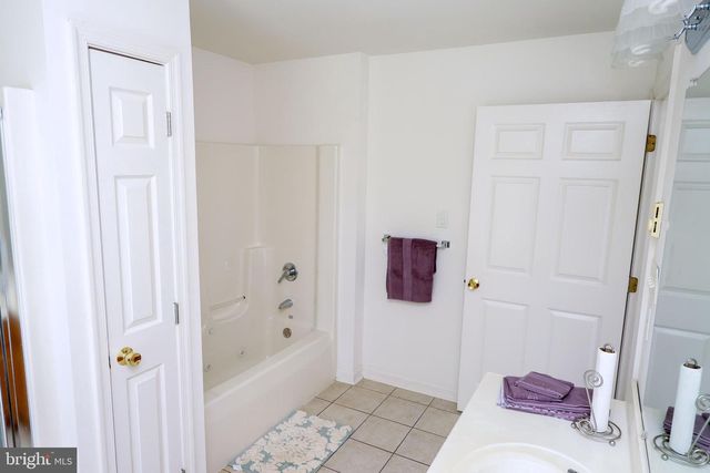 14053 SWEET VALE DR, Hagerstown, MD 21742