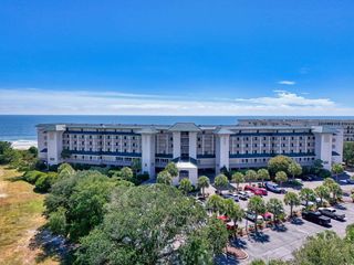 601 Retreat Beach Circle # 422, Pawleys Island, SC 29585