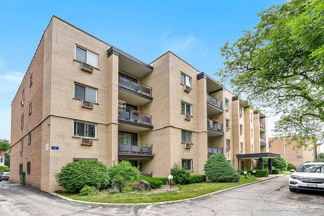 1340 W Touhy Avenue 202, Chicago, IL 60626