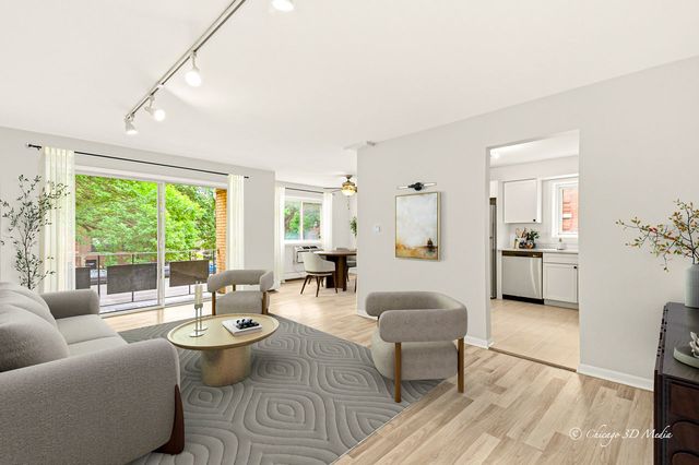 1340 W Touhy Avenue 202, Chicago, IL 60626