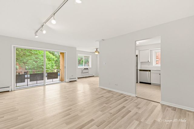 1340 W Touhy Avenue 202, Chicago, IL 60626