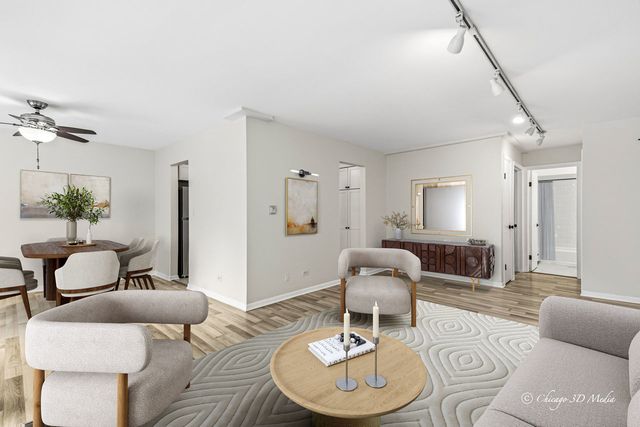 1340 W Touhy Avenue 202, Chicago, IL 60626