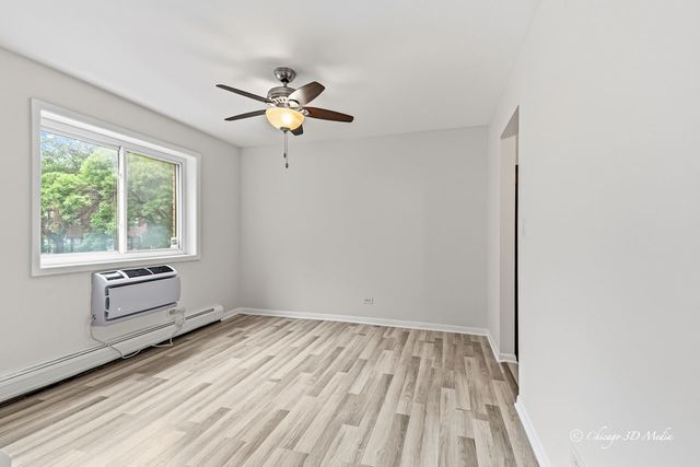 1340 W Touhy Avenue 202, Chicago, IL 60626