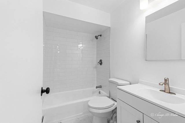 1340 W Touhy Avenue 202, Chicago, IL 60626