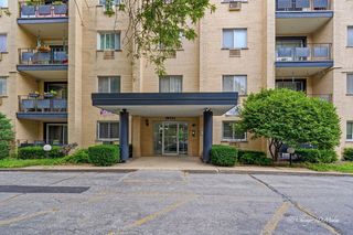1340 W Touhy Avenue 202, Chicago, IL 60626