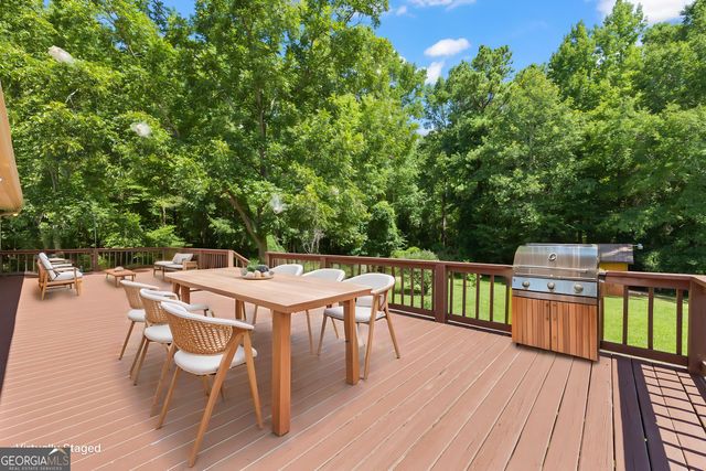 8050 Hog Mountain Road, Statham, GA 30666
