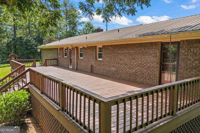 8050 Hog Mountain Road, Statham, GA 30666