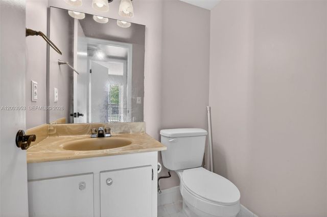 13455 SW 3rd St 203S, Pembroke Pines, FL 33027