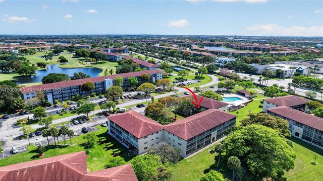 13455 SW 3rd St 203S, Pembroke Pines, FL 33027