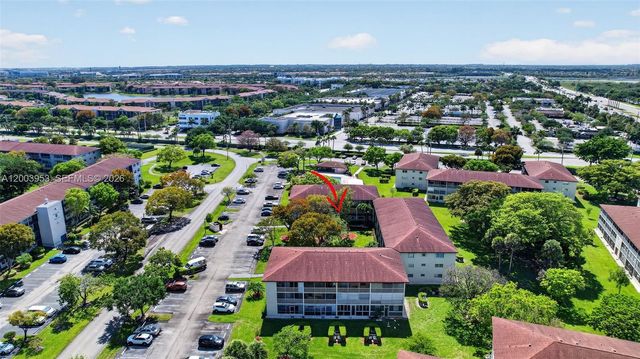 13455 SW 3rd St 203S, Pembroke Pines, FL 33027