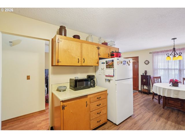 9934 N CENTRAL St, Portland, OR 97203